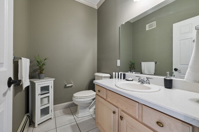 Building Photo - 321 Museum Village Rd