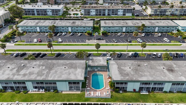 Building Photo - 109 Wettaw Ln