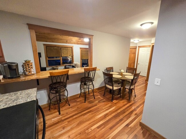 Building Photo - 145 Knight Ln