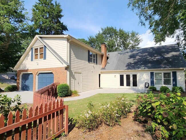 Building Photo - 727 Scottish Mill Run