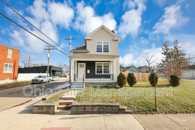 Building Photo - 826 S 18th St