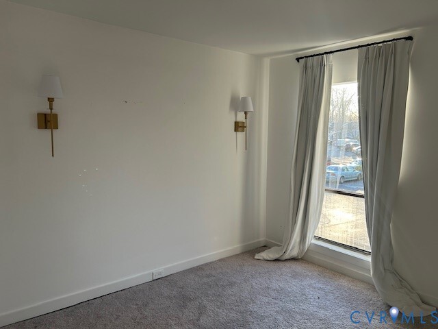 Building Photo - 10280 Iron Mill Rd