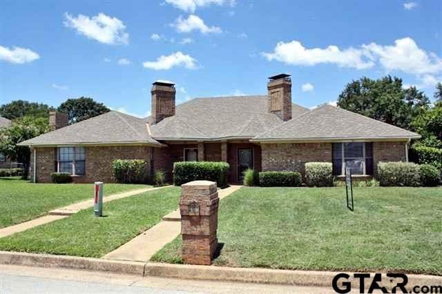 Primary Photo - 6020 Plantation Dr