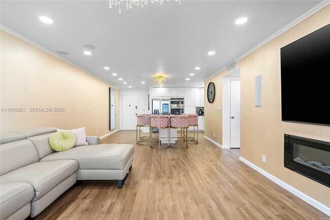 Building Photo - 600 Three Islands Boulevard