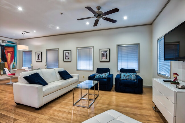 Primary Photo - SOLO APARTMENTS
