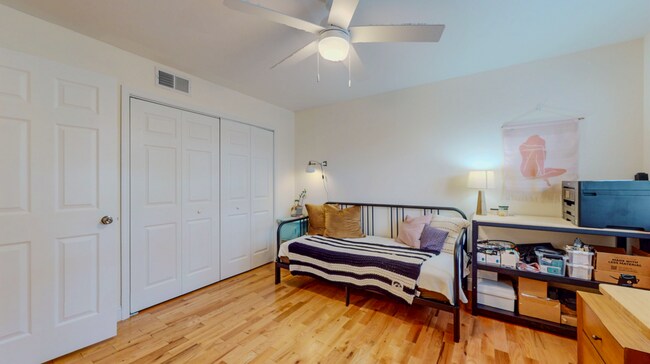 Building Photo - Beautiful 2 Bedroom Multi Level Condo
