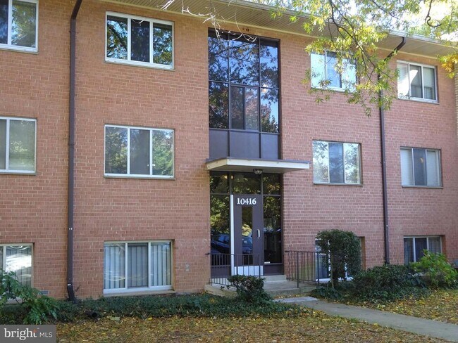 Primary Photo - 10416 Rockville Pike