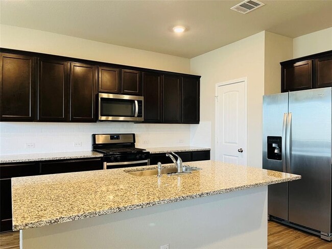 Building Photo - 121 Arrowhead Vine St