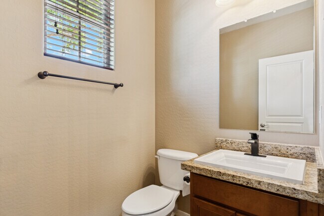 Building Photo - 4127 E Thunderheart Trail