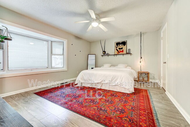 Building Photo - 4104 Mason Dr