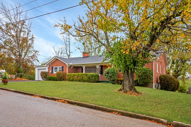 Building Photo - 400 Midland Dr