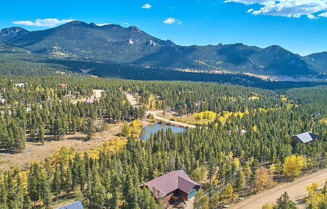 Building Photo - 173 Lodge Pole Way