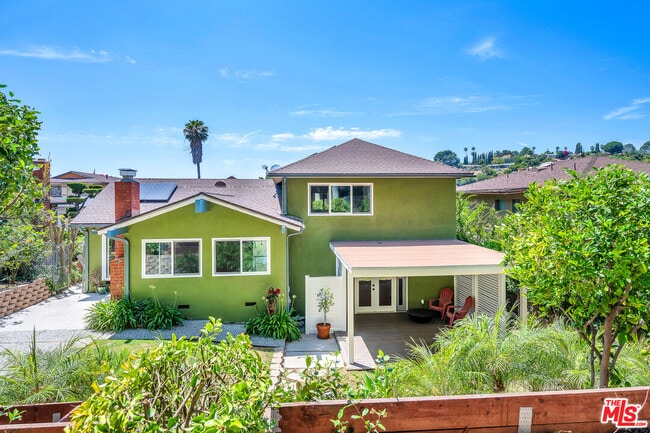 Building Photo - 4076 Tropico Way