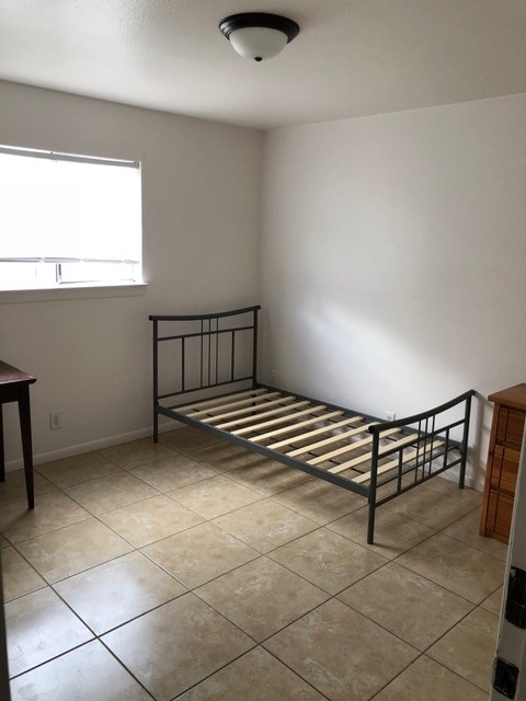 Bedroom - 804 W 2nd St