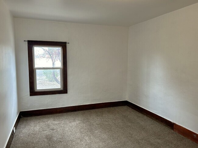 Building Photo - Charming Home with Yard Near Old Town Fort Collins