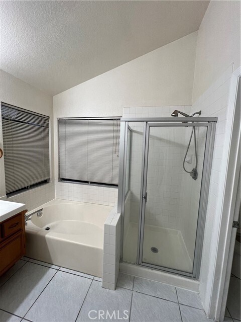 Building Photo - 28766 Loire Valley Ln