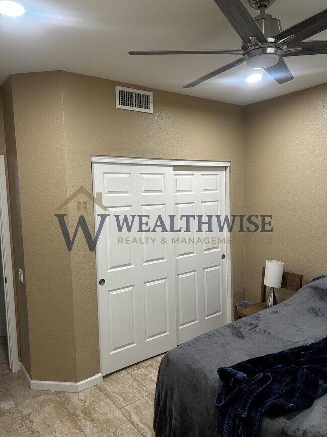 Building Photo - Luxurious 2 Bedroom 2 Bath Home for Rent in Sun City, Oro Valley 14286 N Wisteria Way, Oro Valley...