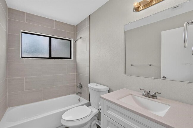 Building Photo - 1206 Sail Way