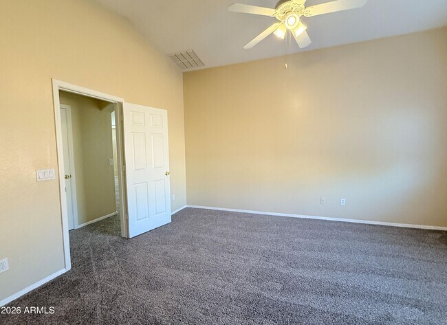 Building Photo - 3426 S 72nd Ln