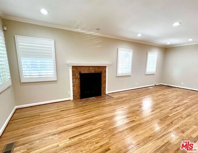 Building Photo - 3317 Burritt Way