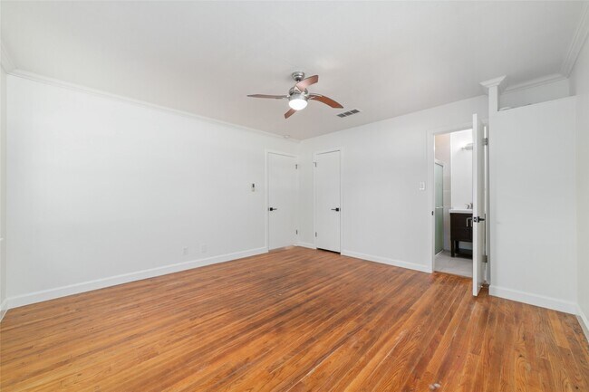 Building Photo - 4415 Merwin St