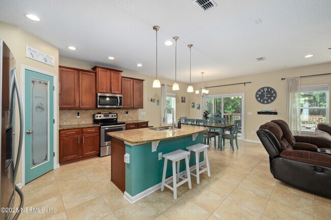 Building Photo - 274 Colorado Springs Way