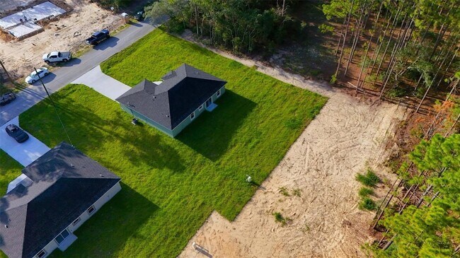Building Photo - 6022 SW 206th Ave