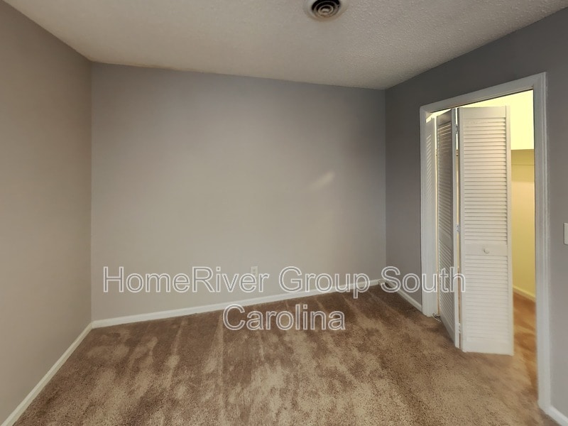 Building Photo - 206 Cable Head Rd
