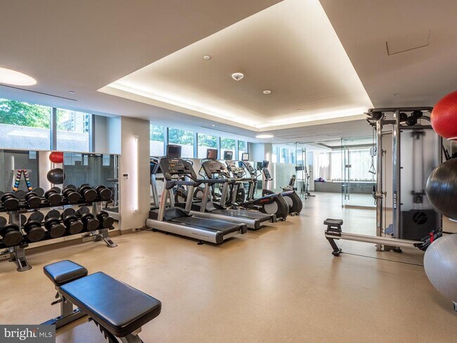 Building Photo - 2501 M St NW