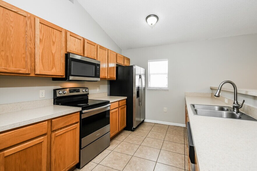 Building Photo - 2961 Elbib Dr