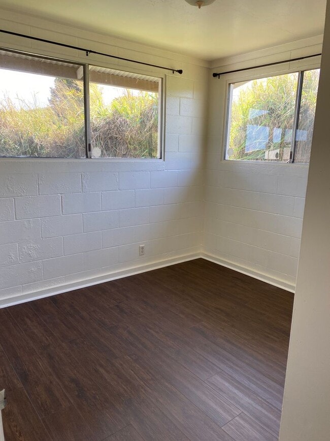 Building Photo - TCT - Crozier-2