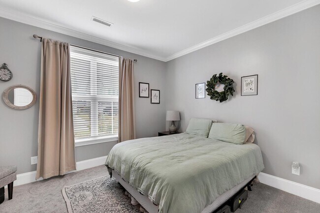 Building Photo - Wyndwater Home Available!