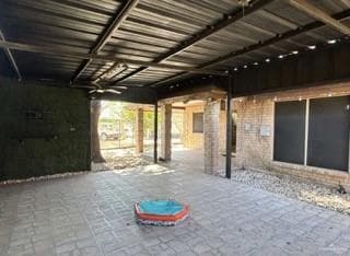 Building Photo - 25 Cll Tulipan