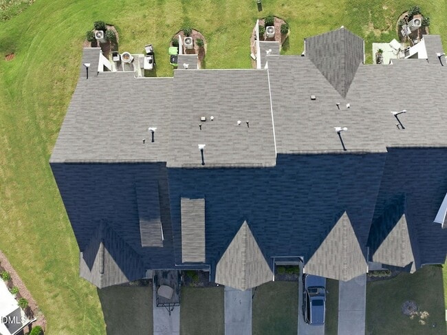 Building Photo - 759 Putney Hl Rd