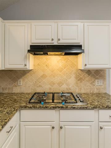 Building Photo - 7414 Sand Pine Dr