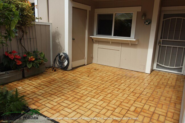 Building Photo - 44140-140 Hako St