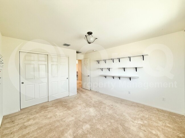 Building Photo - 218 N 109th Dr