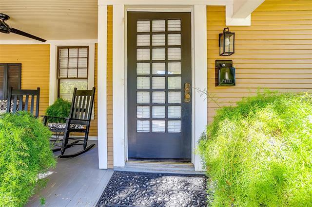 Building Photo - 2116 Hurley Ave