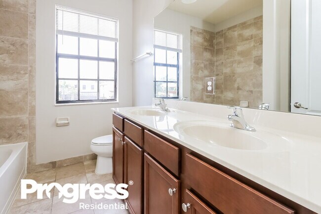 Building Photo - 3805 Aspen Leaf Dr