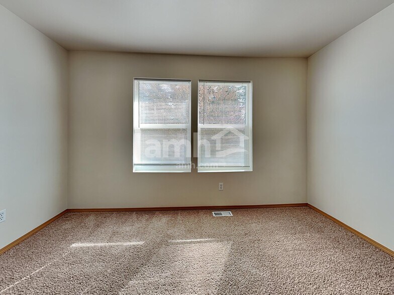 Building Photo - 20126 52nd Ave E