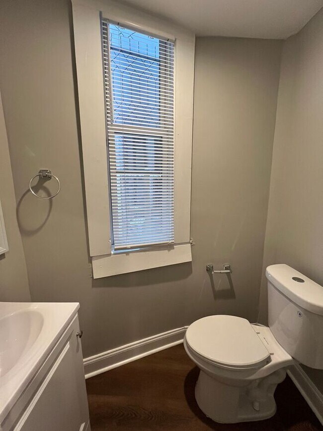 Building Photo - Affordable 3 Bedroom Home