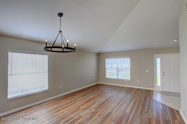 Building Photo - 4141 Chardonnay Dr