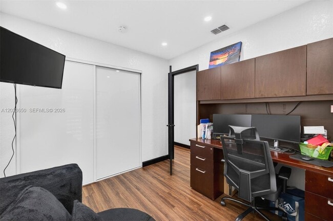 Building Photo - 1710 SW 83rd Terrace