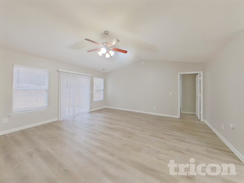 Building Photo - 1217 Aderley Oak Dr