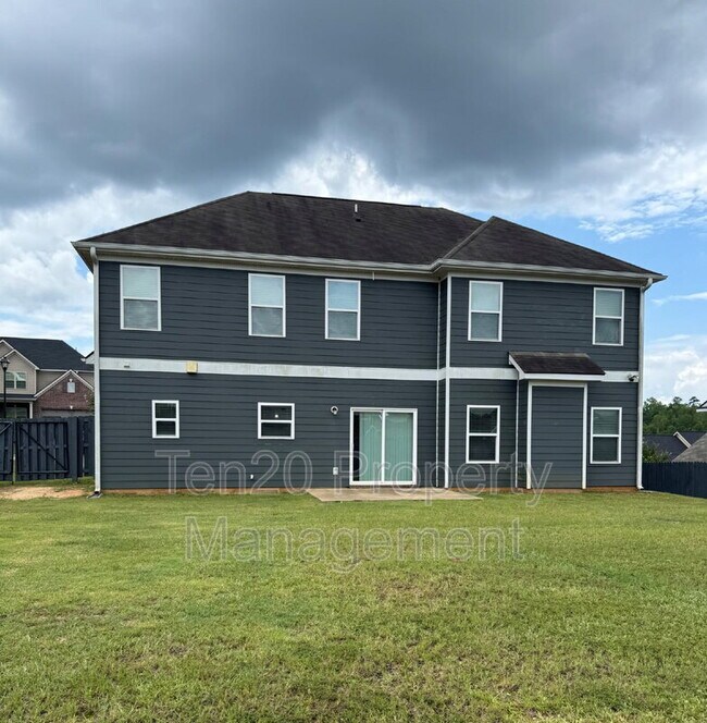 Building Photo - 5037 Lexington Ln