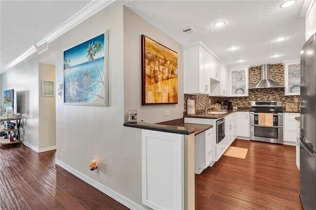 Building Photo - 4250 Galt Ocean Dr