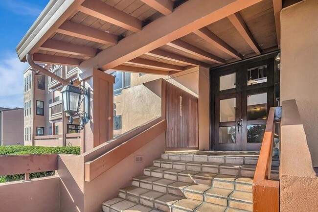 Building Photo - Remodeled 1BR Condo with Pool & Water Views Near Foster City