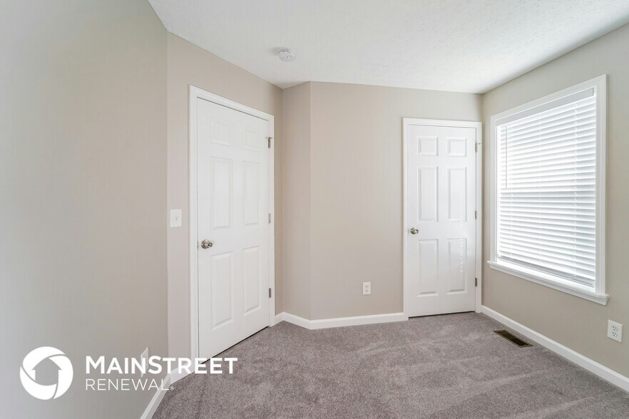 Building Photo - 6700 Leverett Ln