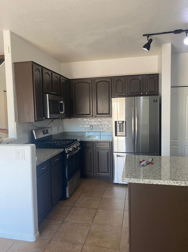 Building Photo - 7805 S Hidden Places Loop