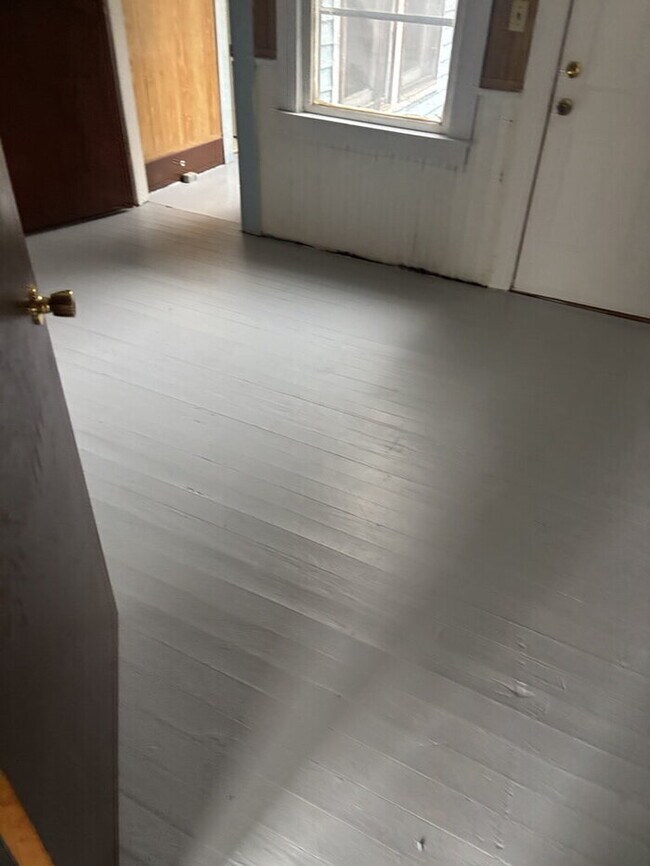 Building Photo - 217 S Woodrow St